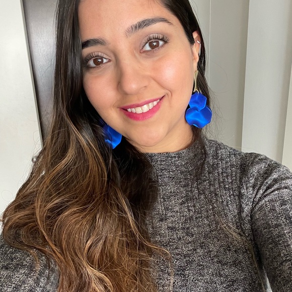 Meet your Posher, Kiana - Picture 1 of 1